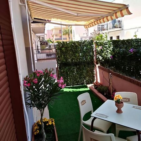 Holiday House Marlin Giardini-Naxos Buitenkant foto