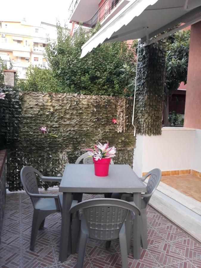Holiday House Marlin Giardini-Naxos Buitenkant foto
