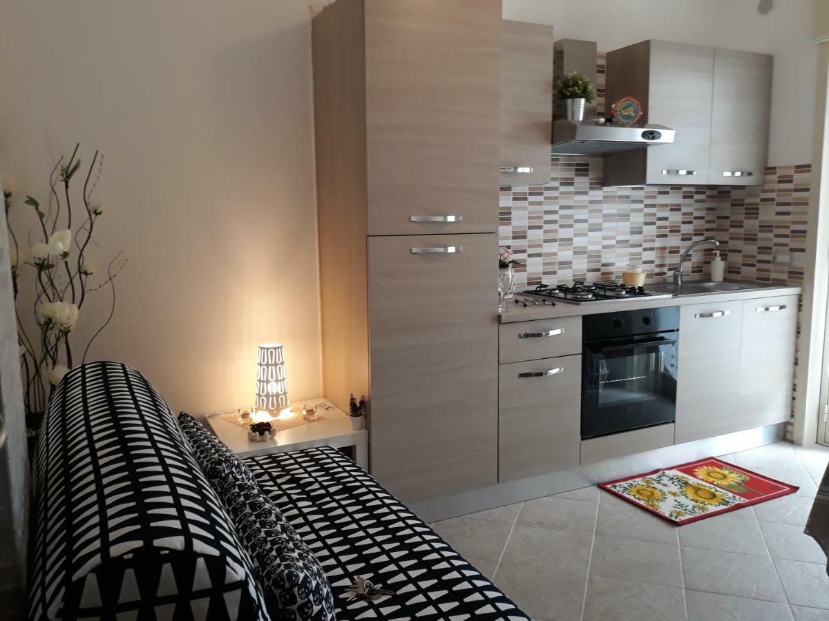 Holiday House Marlin Giardini-Naxos Buitenkant foto